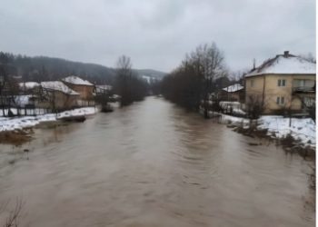 Дошло до изливања реке Тимок на територији града Бора