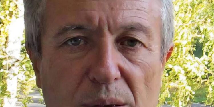 Шпалир мржње у Новом Саду: Јавно понижење академика на свечаности Матице српске