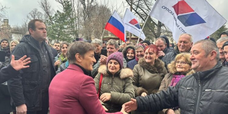 „ЈУЧЕ СМО ДОЖИВЕЛИ ДА БЛОКАДЕРИ ЗВИЖДЕ ПАТРИЈАРХУ“ Брнабић из Шида: То није политичка борба, пред тим нико не сме да ћути