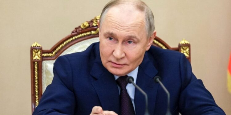 „НАПОЛЕОН И ХИТЛЕР СУ ХТЕЛИ НЕШТО ДА ОТМУ ОД РУСИЈЕ“ Путин: Њих је уједињавала жеља да освоје, разоре и заузму
