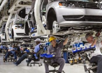 50.000 Немаца без посла: Volkswagen гаси радна места